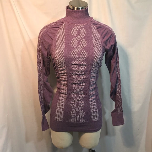 Athleta Tops - Athleta Seamless Comet Long Sleeve Active Top Sm